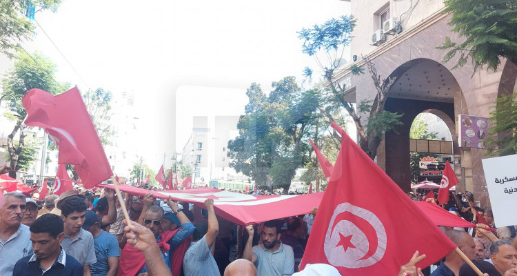 العاصمة: انطلاق مسيرة جبهة الخلاص الوطني