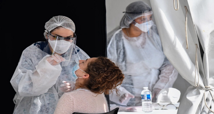 الهاشمي الوزير: تونس تشهد بوادر موجة سادسة للكورونا