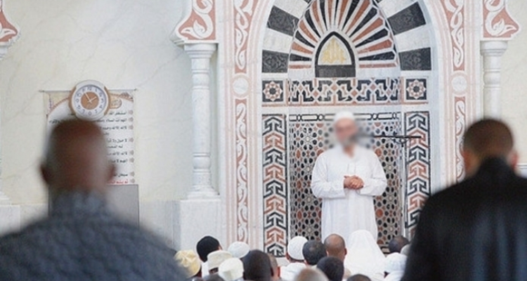 هيئة الإنتخابات تطلب مدّها بقائمة الأئمة الممنوعين من الترشح للإنتخابات