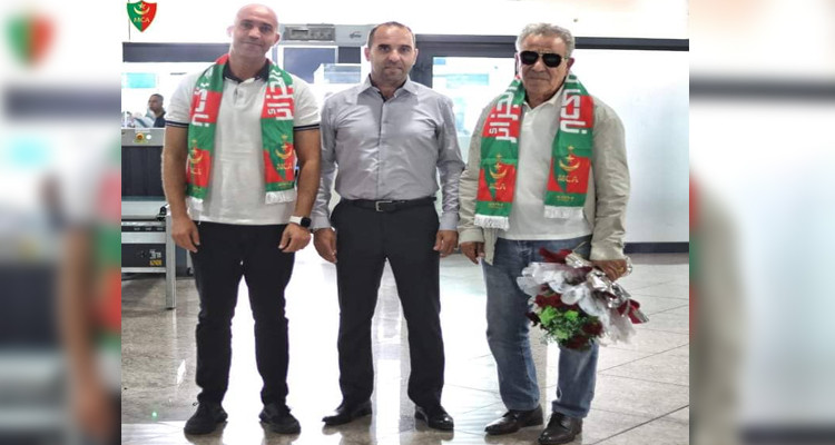 وصول فوزي البنرزتي الى الجزائر لتدريب نادي المولدية