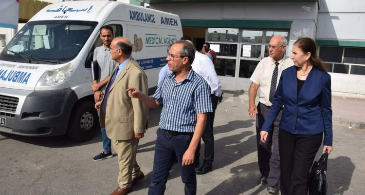 وزيرة التجهيز تؤدي زيارة غير معلنة لمستشفى الحبيب بورقيبة بصفاقس