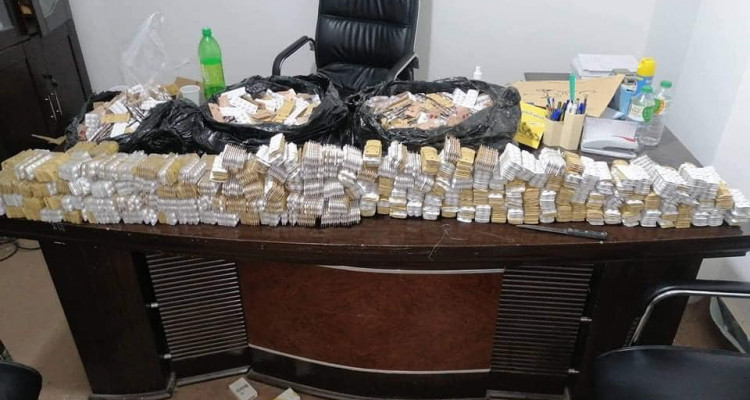 الحدود الليبية التونسية : ضبط شخصين بحوزتهما 50 ألف قرص ''ترامادول''