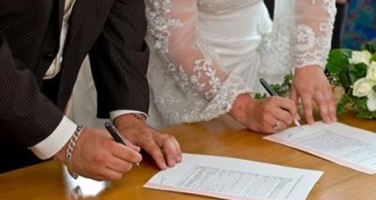 تراجع  عقود الزواج في تونس خلال السنوات الخمس الأخيرة  بنسبة 33 بالمائة