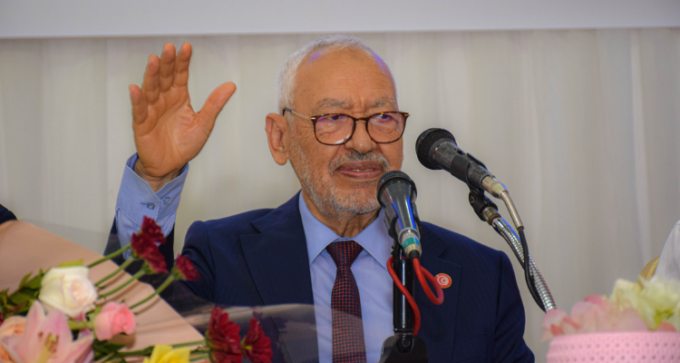 الغنوشي:''وقت الثورة تحل السبالة تلقى الماء لكن ليوم لا و الشارع سيتحرك''