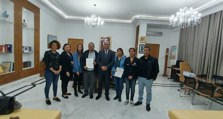 توقيع اتفاق بين نقابة الصحفيين والجامعة العامة للاعلام ووزير الشؤون الاجتماعية