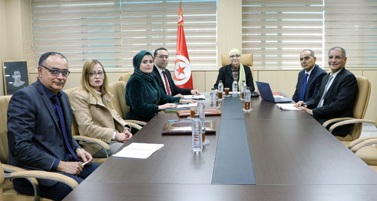 وزيرة العدل تشدد على التسريع في إيجاد الحلول  للتقليص من الزمن القضائي