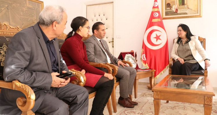 وزيرة المرأة تتباحث مع رئيس رابطة حقوق الانسان سبل تعزيز التعاون