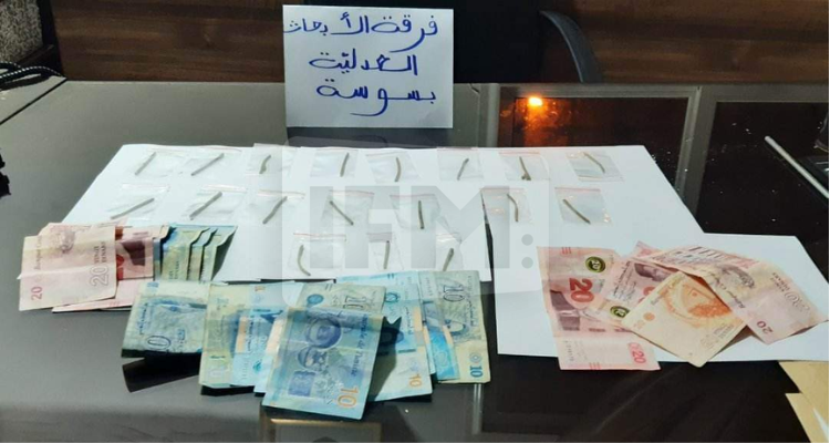 سوسة: حجز 18 قطعة ''زطلة'' داخل صندوق نظارات