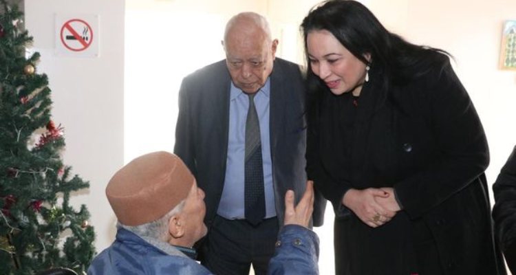 وزيرة الأسرة تقّرر مضاعفة عدد أعوان التمريض بمؤسسات رعاية كبار السن 3 مرات