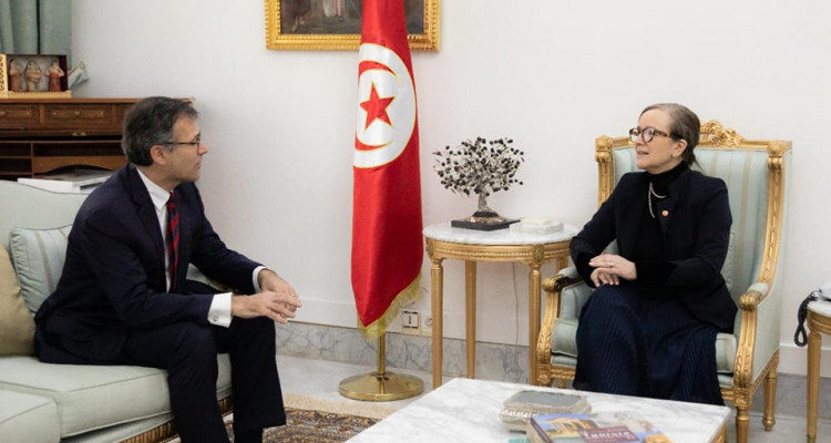 سفير ايطاليا يؤكد دعم  بلاده لمفاوضات تونس مع صندوق النقد الدولي