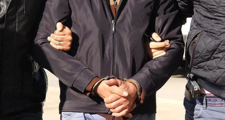بنزرت: شخص ينتحل صفة مسؤولين محليين لإبتزاز مجموعة من رجال الأعمال