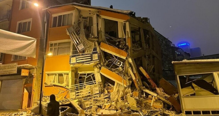 انهيار منزل عائلة تونسية بمدينة ''هاتاي'' التركية