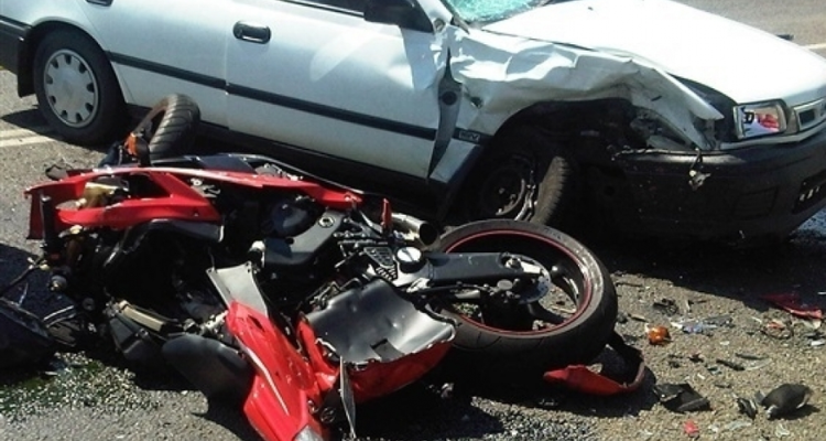 المرناقية: وفاة شاب في حادث اصطدام سيارة بدراجة نارية