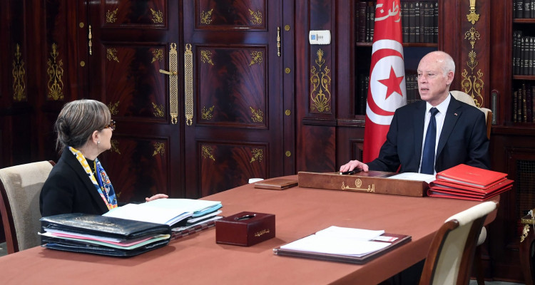 قيس سعيّد:  حل القضايا المالية لا يمكن أن يكون على حساب الفقراء