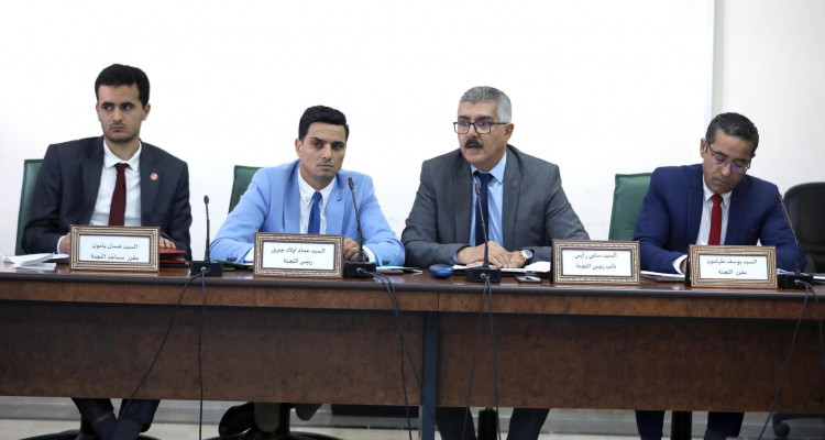 لجنة النظام الداخلي تحدد عدد اللجان البرلمانية وتركيبة مكتب البرلمان