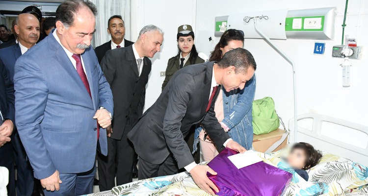 وزير الداخلية يُشرف على حفل ختان عدد  من أبناء أعوان قوات الأمن الداخلي