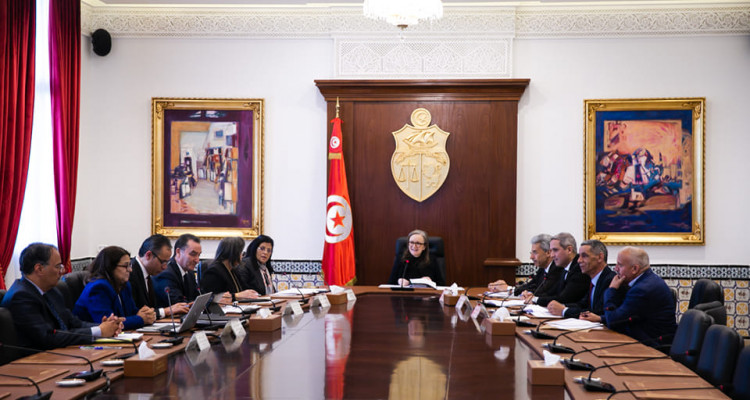 جلسة  وزارية  حول ملف بنك تمويل المؤسسات الصغرى والمتوسطة