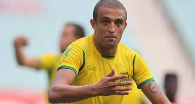 الاعب السابق نزار العيساوي يضرم النار في جسده