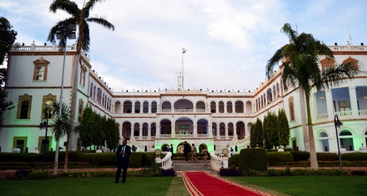 قوات الدعم السريع في السودان تعلن سيطرتها على القصر الجمهوري