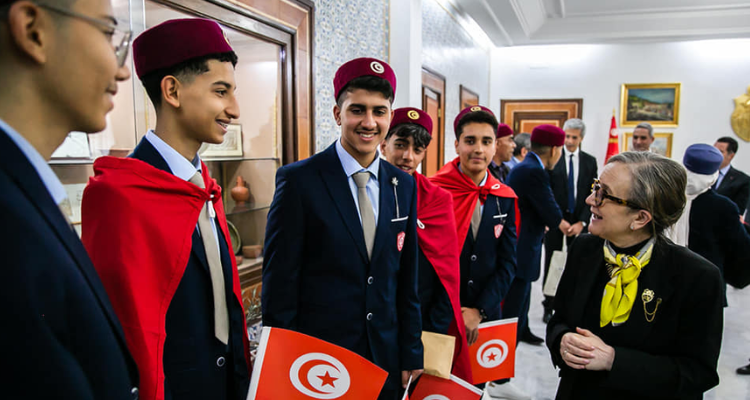 سيمثل تونس في البطولة العالمية للذكاء الاصطناعي بأمريكا: بودن تودّع وفد نادي ''أبطال حفوز''