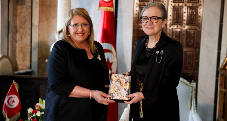 سُبل مقاومة ظاهرة ''الحرقة" أحد محاور لقاء بودن والرئيسة السابقة لمالطا