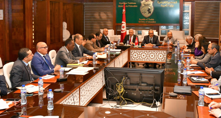 انعقاد جلسة عمل بين وزارة التربية والجامعة العامة للتعليم الثانوي