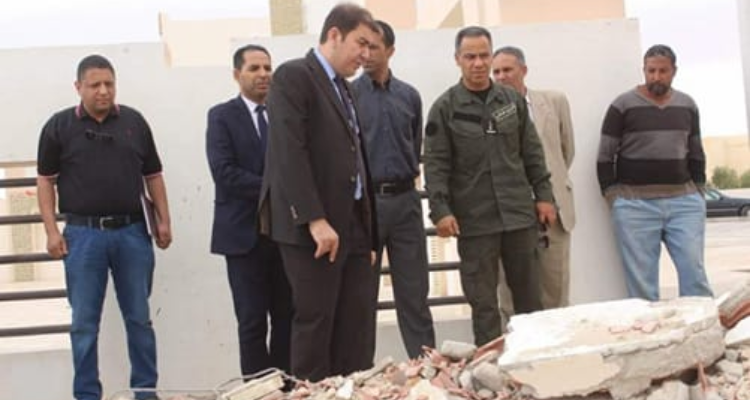 سقوط جدار حديث البناء بالمعهد النموذجي بتوزر