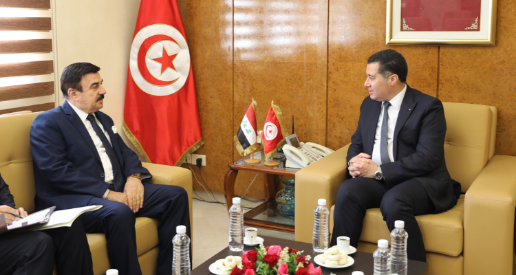 تطوير العلاقات التجارية في قطاع النقل محور لقاء المجيدي وسفير العراق