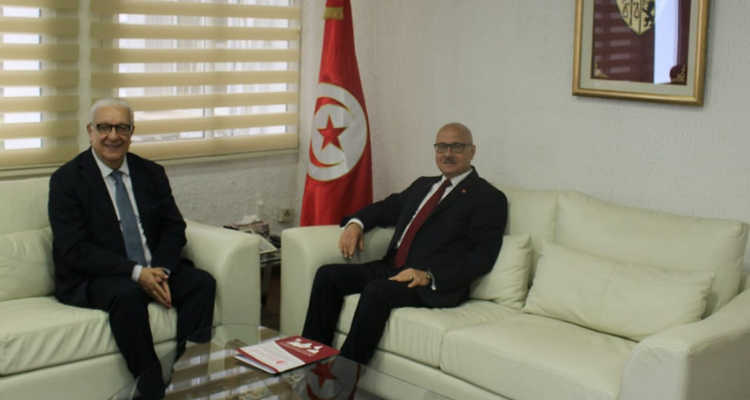 وزارة الفلاحة: جلسة عمل مع الممثل الإقليمي لبلدان شمال افريقيا للمنظمة العالمية للصحة الحيوانية