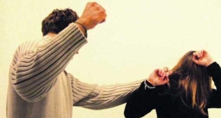 سوسة: إمرأة تتعرض للعنف الشديد على قارعة الطريق وتتكتم عن هوية المعتدي