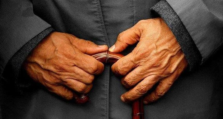 دراسة: 58 بالمائة من المقيمين بمؤسسات رعاية كبار السن لا يزوروهم أقاربهم