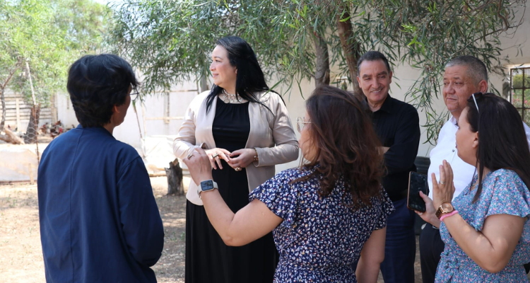 وزيرة المرأة تشارك النساء ضحايا العنف وأطفالهنّ عيد الأضحى بأحد مراكز الأمان