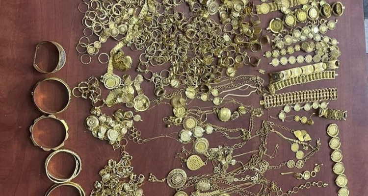 نابل: الديوانة تحجز أكثر من 4.6 كلغ من المصوغ من الذهب المهرب