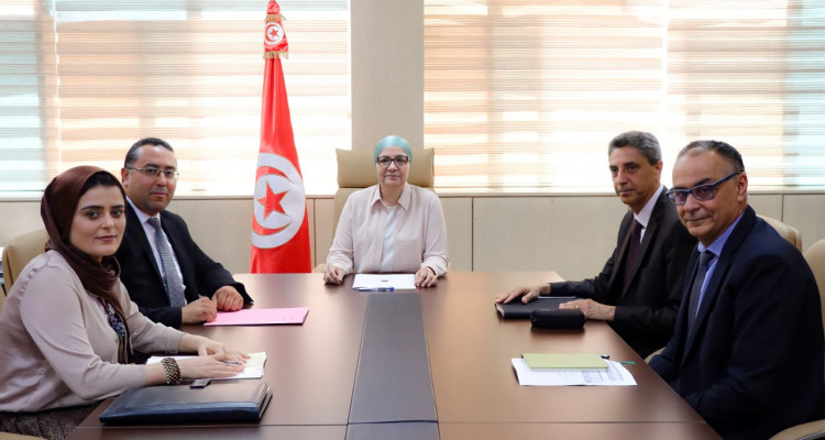 وزيرة العدل تأذن بتوسيع التكوين على استعمال منظومة التبادل الالكتروني للوثائق القضائية