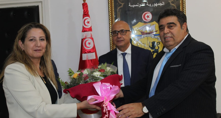وزير الفلاحة يوصي برقمنة منظومة الحبوب وتحسين خدمات الديوان
