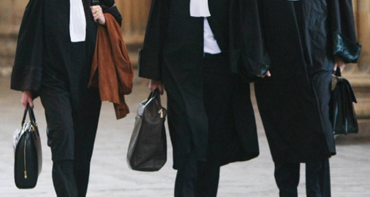 الفرع الجهوي للمحامين بصفاقس: "الحركة القضائية عمقت أزمة المرفق القضائي بالجهة