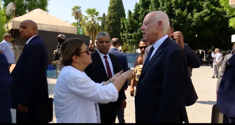 رئيس الدولة يقوم بجولة في مناطق مختلفة بتونس العاصمة