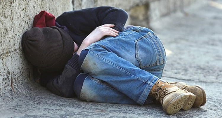 العاصمة: ايواء إمرأة حامل وطفلين كانوا في حالة تشرد