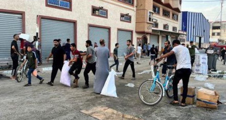 انهيار النظام في غزة يعطل أربعة مراكز لتوزيع المساعدات