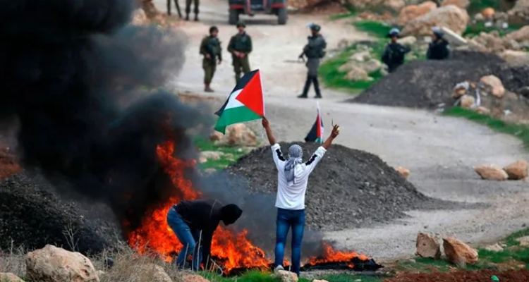 كتائب الق.س.ا.م: كل استهداف للشعب الفلسطيني سنقابله بإعدام رهينة