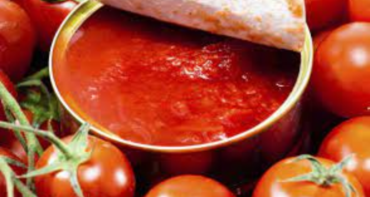 منوبة: حجز  4260 علبة طماطم لدى تاجر مواد غذائية بالجملة