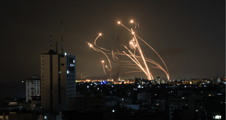 صافرات الإنذار تدوي في تل أبيب و"الق*سا*م تعلن إطلاق صواريخ