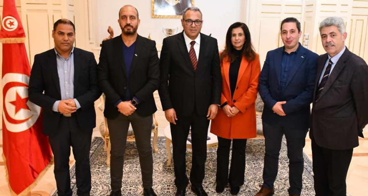 وزير التربية يتباحث مع رئيسة هيئة المهندسين المعماريين سبل تعزيز التعاون