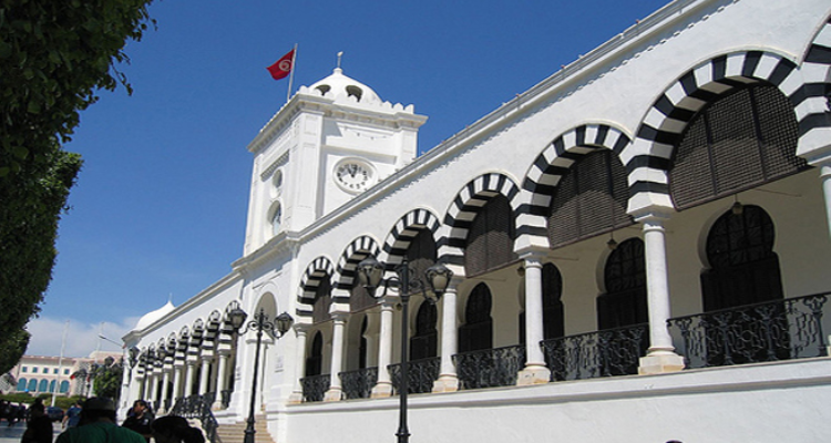 بداية من غرّة جانفي: الترفيع في نسبة التسبقة على واردات مواد الاستهلاك