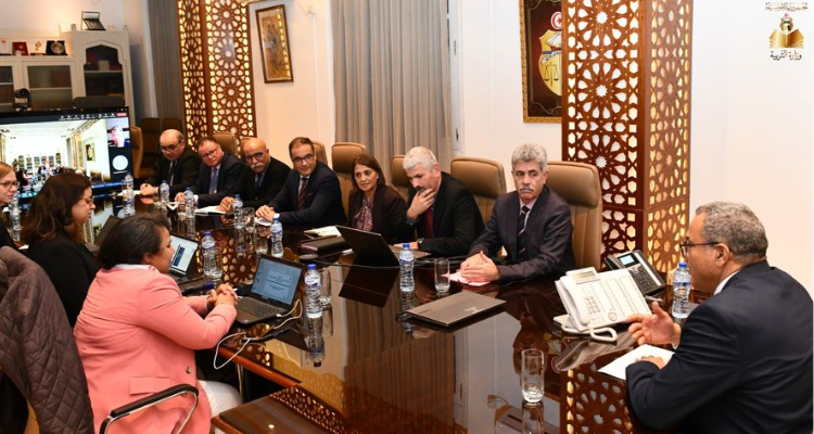 جلسة عمل لمتابعة تقدم إنجاز مشروع دعم جودة أساسيات التعليم المدرسي