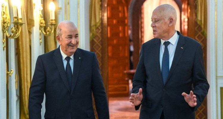 بمناسبة حلول السنة الجديدة: رئيس الدولة يتبادل التهاني مع نظيره الجزائري