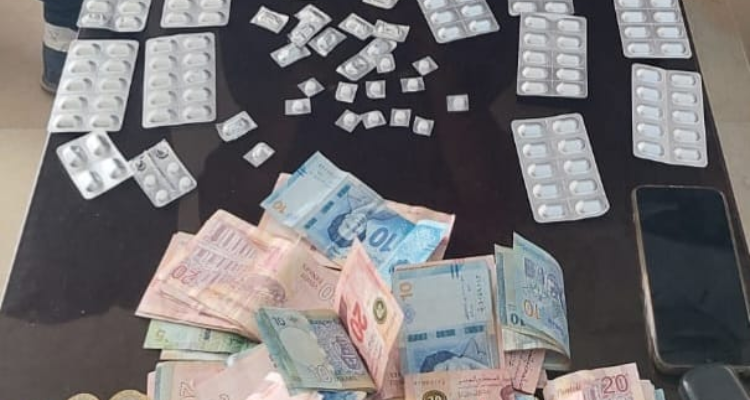 العاصمة: حجز كمية من الأقراص المخدّرة خلال مداهمة أحد المنازل