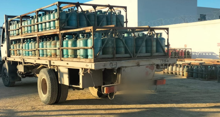 سيدي بوزيد : حجز قوارير من الغاز المنزلي داخل شركة لا تستجيب لكراس الشروط