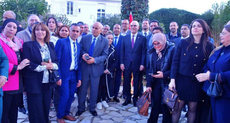 وزير الخارجية يلتقي عددا من افراد الجالية التونسية المقيمين بمنطقة الالب البحري وموناكو