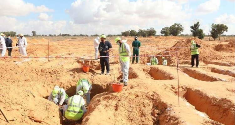 ليبيا: العثور على جثث 65 مهاجرًا على الأقل في مقبرة جماعية